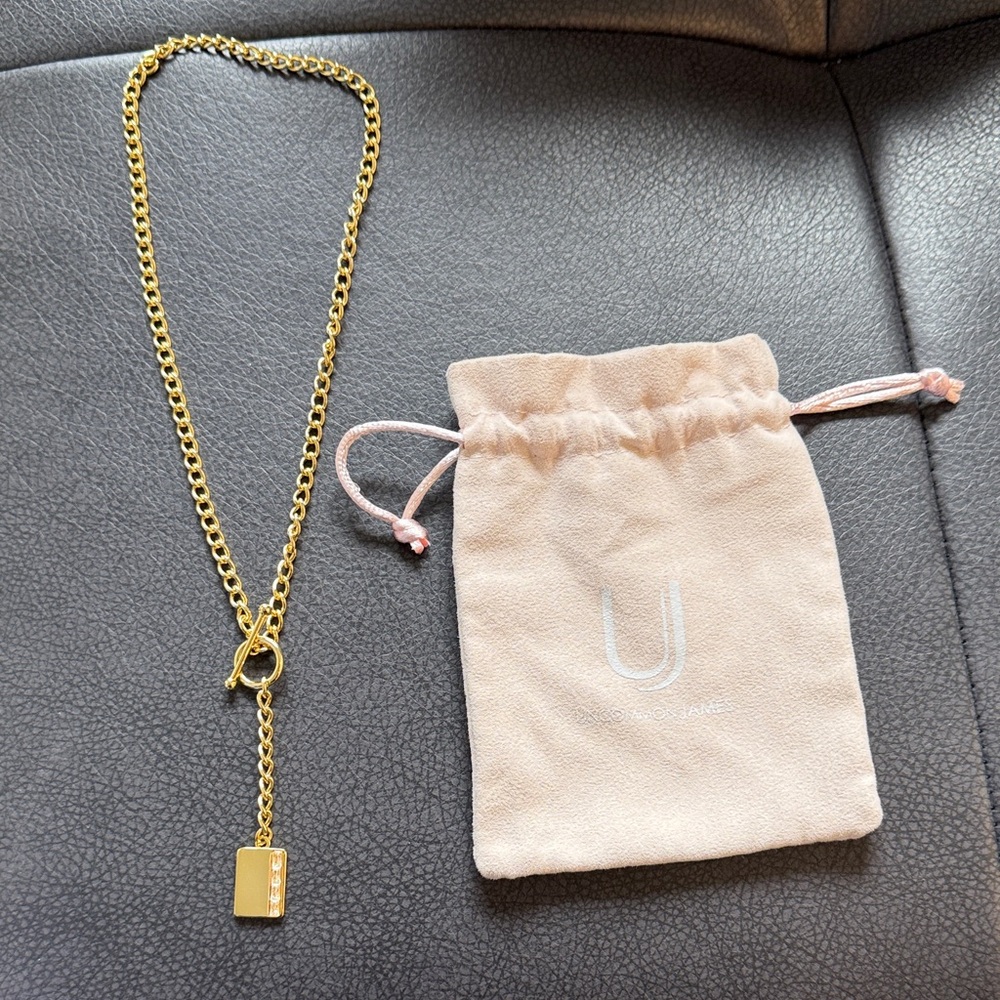 Uncommon James Gold Necklace with Pendant